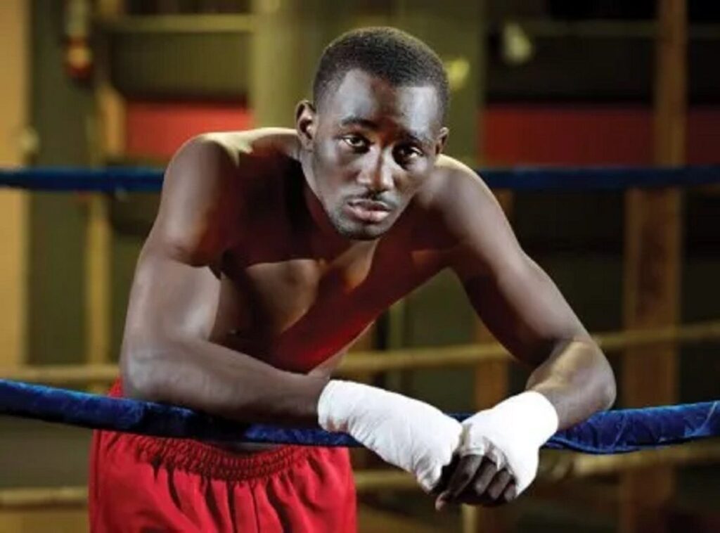 When did Terrence Crawford make his boxing debut?