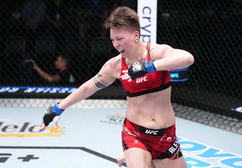 Irina Alekseeva vs Melissa Dixon