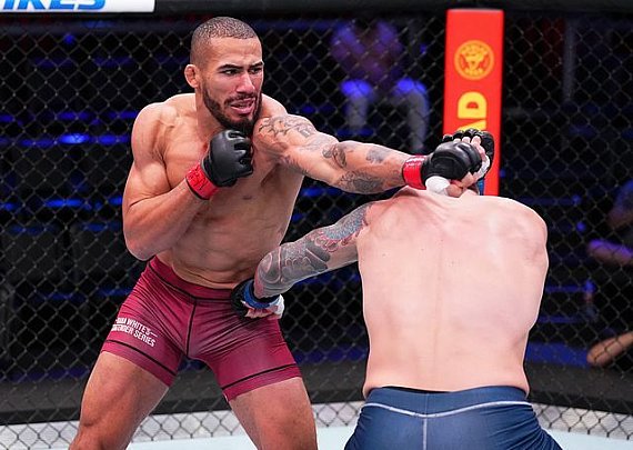 Vitor Petrino vs Modestas Bukauskas